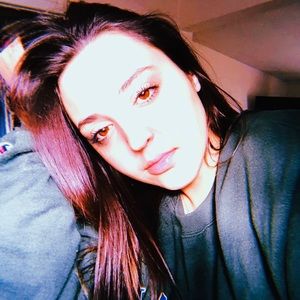 Meet your Posher, Kayli